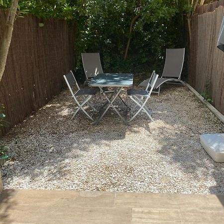 Ferienwohnung Little garden Saint-Cyr-sur-Mer Exterior foto